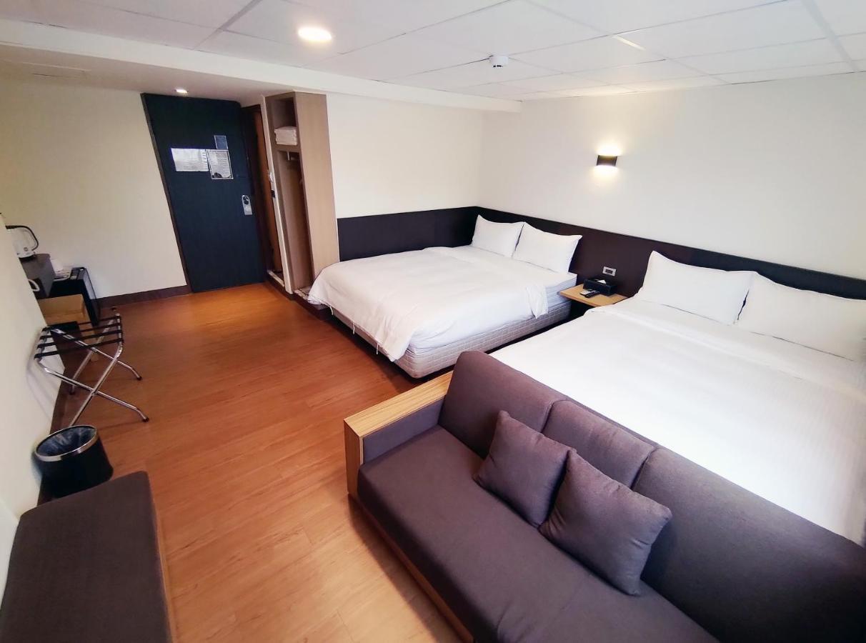 富裕商旅 Rich-Hotel Taitung Экстерьер фото
