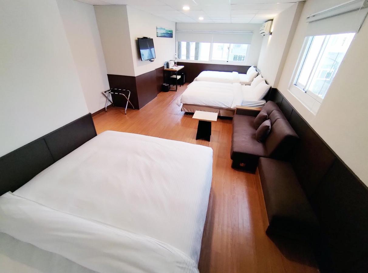 富裕商旅 Rich-Hotel Taitung Экстерьер фото