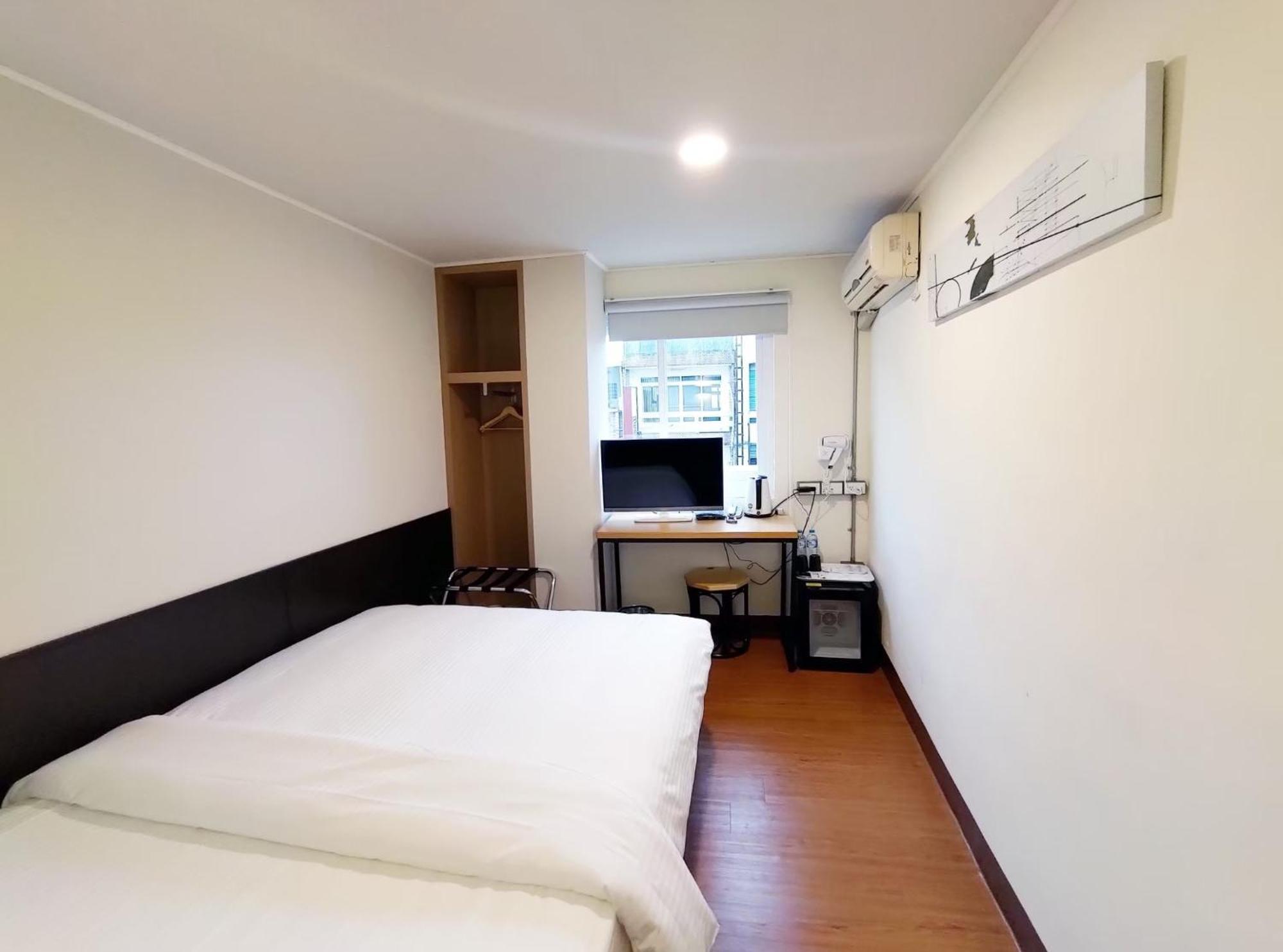 富裕商旅 Rich-Hotel Taitung Экстерьер фото