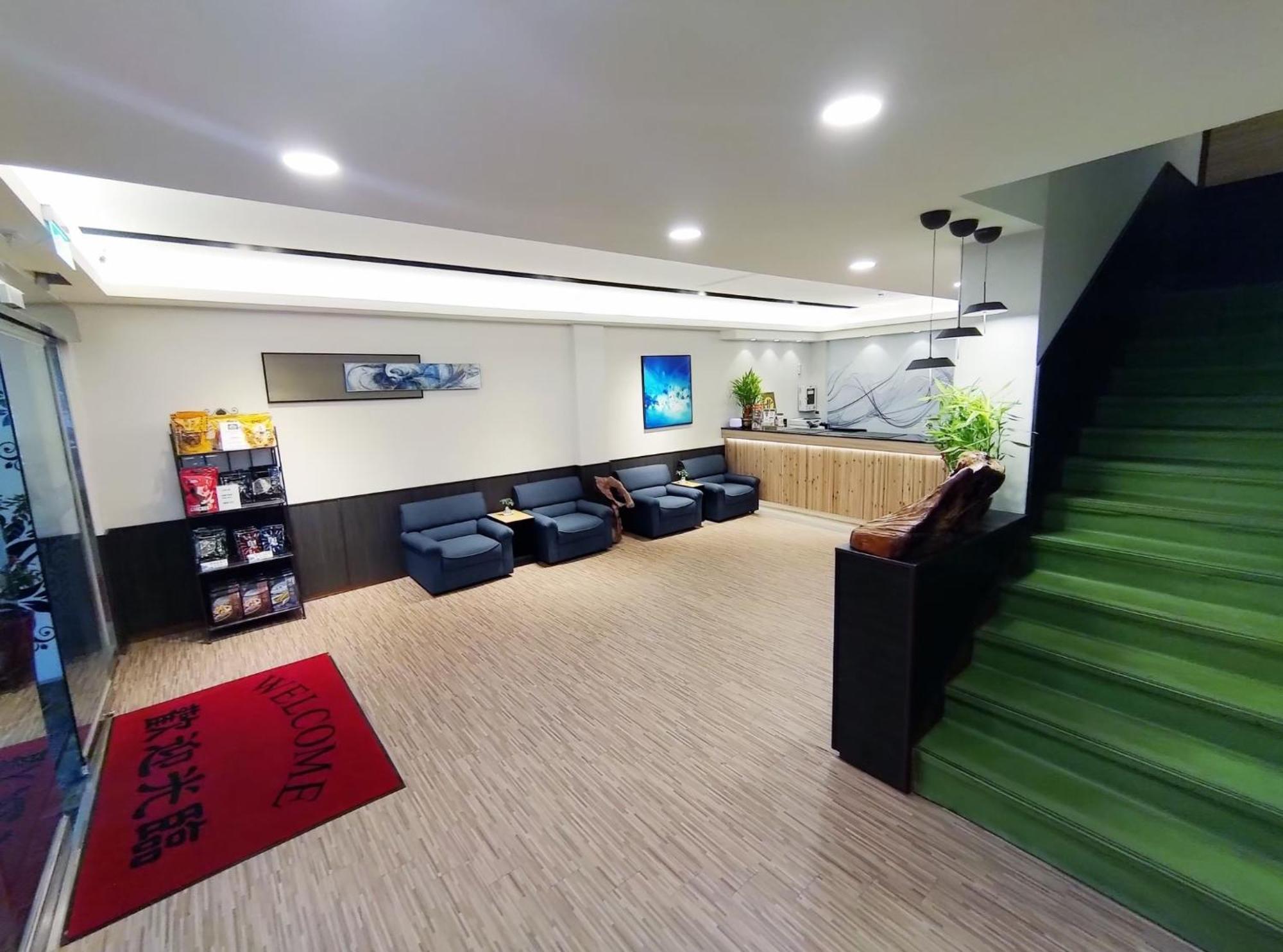 富裕商旅 Rich-Hotel Taitung Экстерьер фото